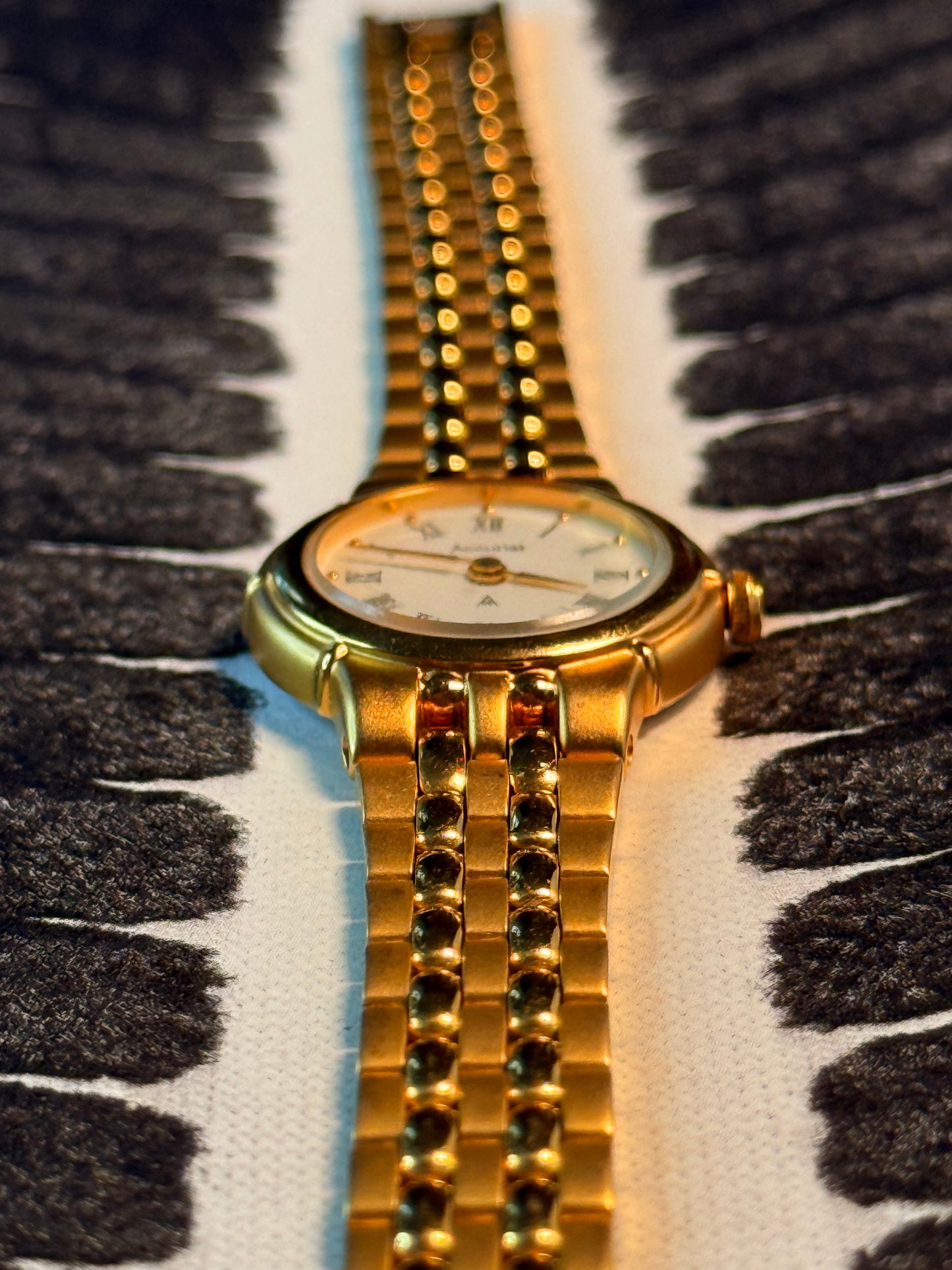 Accurist Golden Tone Watch